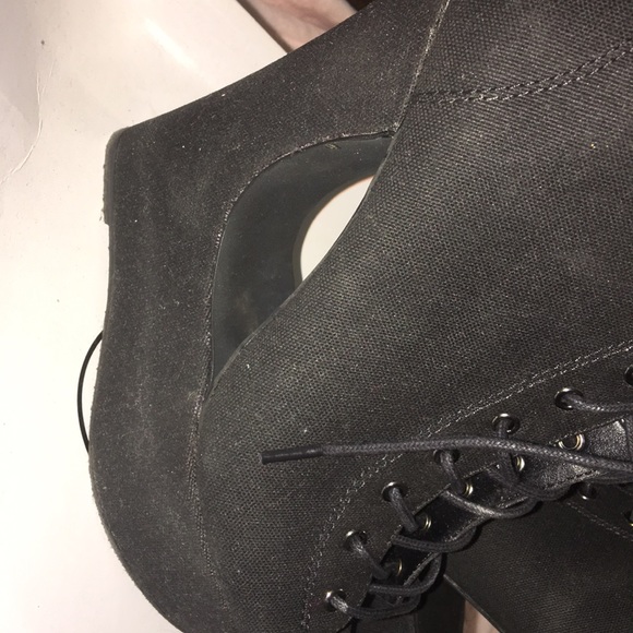 Steve Madden Dylonn Black Wedges - Picture 4 of 4